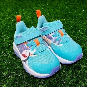 New Balance Kids' Rave Run V2 Hook & Loop Running Shoe (NEW NO TAGS)